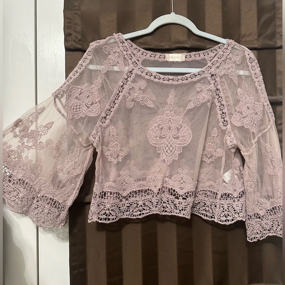 Altar’d State Mesh Blouse - Picture 1 of 2